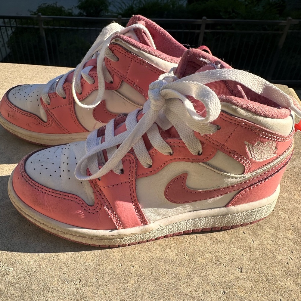Nike Jordan AJ Mid Pink Girls Sz 11.5C